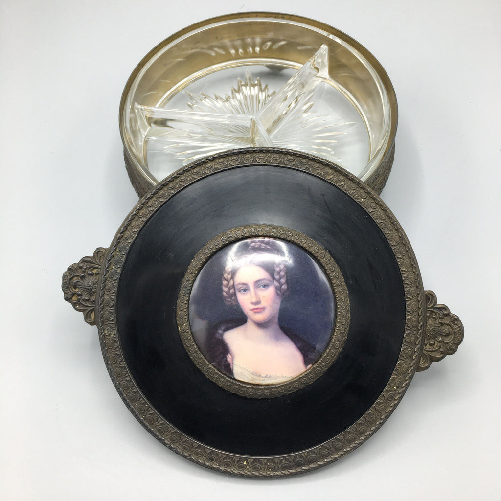 Cameo trinket box sale