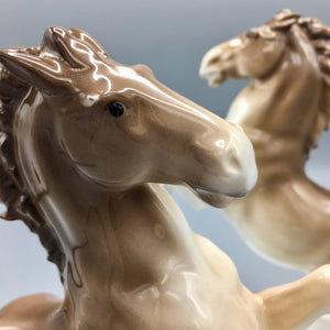 Pair of Noritake Porcelain Horses Figurines Nippon Toki Kaisha 1946 Figurine Vintage 