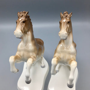 Pair of Noritake Porcelain Horses Figurines Nippon Toki Kaisha 1946 Figurine Vintage 